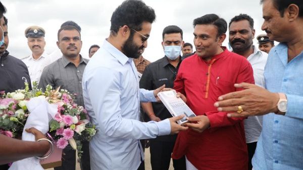 ವೆಸ್ಟೆಂಡ್ ಹೊಟೇಲ್‌ನಲ್ಲಿ ಎನ್‌ಟಿಆರ್ ವಿಶ್ರಾಂತಿ