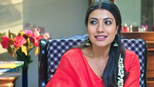 ತುಳಸಿಗೆ ಅರಿಶಿಣ ಕುಂಕುಮ ನೀಡಿದ ಸಿರಿ