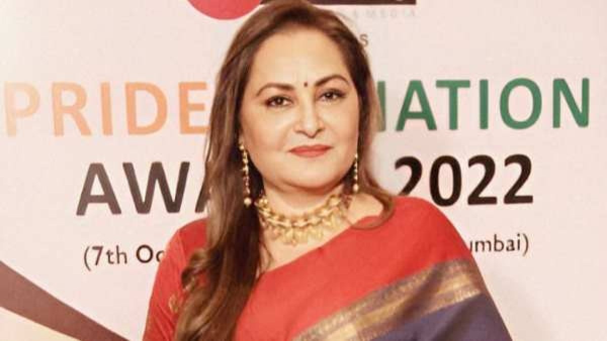 Rampur court issued A non bailable warrant to Senior Actress and BJP leader Jaya Prada 