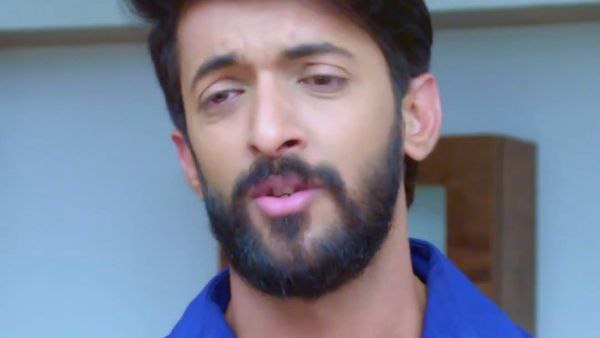 ದೇವರ ಬಳಿ ಬೇಡಿಕೊಂಡ ಪಾರು 