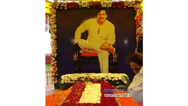 ಅಭಿಮಾನಿಗಳ ಪಾದಯಾತ್ರೆ 