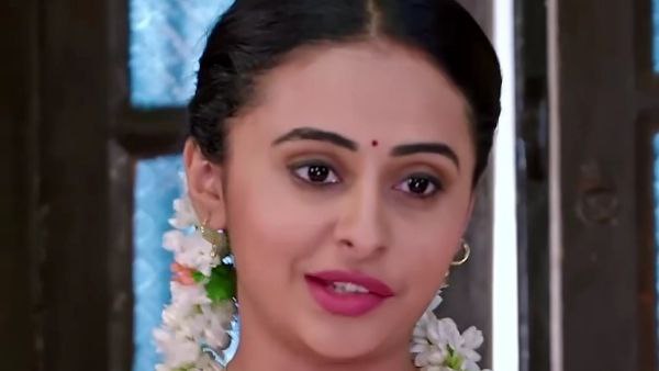 ಸಹನಳನ್ನು ತರಾಟೆಗೆ ತೆಗೆದುಕೊಂಡ ಸ್ನೇಹಾ ಸಹನಳನ್ನು ತರಾಟೆಗೆ ತೆಗೆದುಕೊಂಡ ಸ್ನೇಹಾ