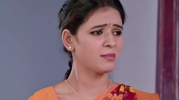 ತಮ್ಮನ ಕಾಲು ಎಳೆದ ಚೈತ್ರ