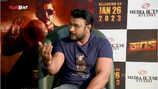 ಜನ ಹಣ, ಪ್ರೀತಿ ಎರಡನ್ನೂ ಕೊಟ್ಟು ಬೆಳೆಸುವ ಏಕೈಕ ಕ್ಷೇತ್ರವಿದು ಜನ ಹಣ, ಪ್ರೀತಿ ಎರಡನ್ನೂ ಕೊಟ್ಟು ಬೆಳೆಸುವ ಏಕೈಕ ಕ್ಷೇತ್ರವಿದು