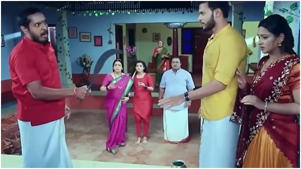 ರಾಮಾಚಾರಿಯ ಮೇಲೆ ಮಚ್ಚು ಎತ್ತಿದ ಅಣ್ಣ ರಾಮಾಚಾರಿಯ ಮೇಲೆ ಮಚ್ಚು ಎತ್ತಿದ ಅಣ್ಣ