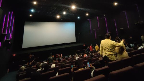 ಮುಂಜಾನೆ ಪ್ರದರ್ಶನಗಳೆಂದರೇನು?