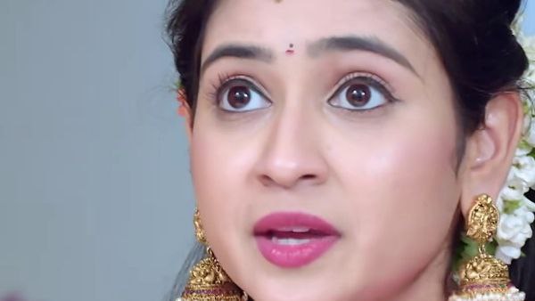 ಅಂತರ ಬಳಿ ಮನದ ಮಾತನ್ನು ಹಂಚಿಕೊಂಡ ಲೀಲಾ ಅಂತರ ಬಳಿ ಮನದ ಮಾತನ್ನು ಹಂಚಿಕೊಂಡ ಲೀಲಾ