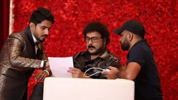 ಹೇಳಿದಂತೆ ರವಿಚಂದ್ರನ್ ಅವರನ್ನು ಕರೆತಂದಿದ್ದ ರಕ್ಷ್ ಹೇಳಿದಂತೆ ರವಿಚಂದ್ರನ್ ಅವರನ್ನು ಕರೆತಂದಿದ್ದ ರಕ್ಷ್