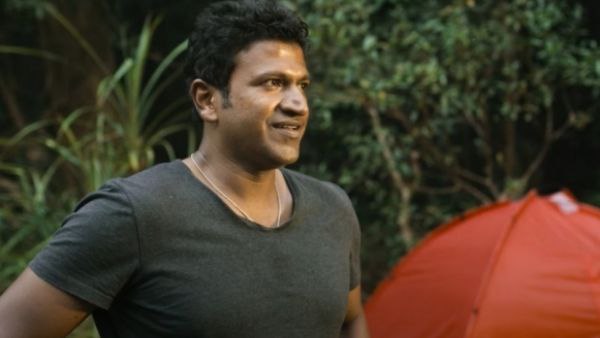 Vijay Kiraganduru, Ashwini Puneeth Rajkumar And Tara Got Raghavendra Chitravani Award Vijay Kiraganduru, Ashwini Puneeth Rajkumar And Tara Got Raghavendra Chitravani Award