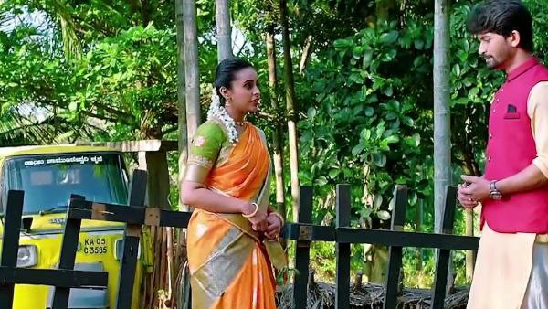 ಮೇಷ್ಟ್ರುಗೆ ಕಿವಿ ಮಾತು ಹೇಳಿದ ಸ್ನೇಹಾ 