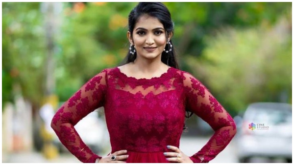 ಸೌಂದರ್ಯಳಂಥ ಪಾತ್ರ ಬೇಕು ಸೌಂದರ್ಯಳಂಥ ಪಾತ್ರ ಬೇಕು