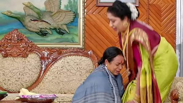 ಮನೆ ಅಡವಿಡಲು ಮುಂದಾದ ಪುಟ್ಟಕ್ಕ