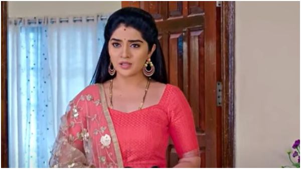 ಎಲ್ಲರಿಗೂ ಮಂಗಳಾರತಿ ಕೊಟ್ಟ ಅನು ಎಲ್ಲರಿಗೂ ಮಂಗಳಾರತಿ ಕೊಟ್ಟ ಅನು