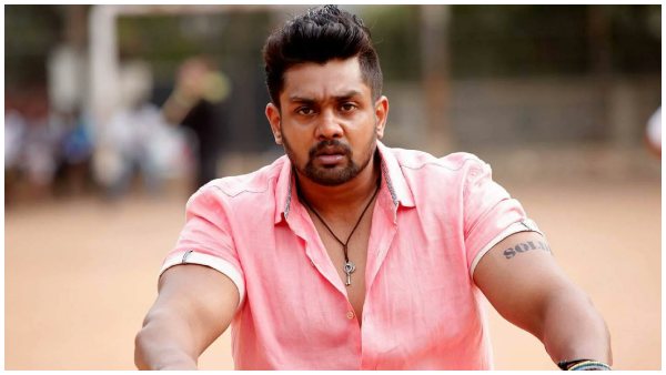 Actor Dhruva Sarja Visits His Fan in Hospital