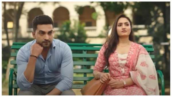 ಕುತೂಹಲಗೊಂಡ ಪ್ರೇಕ್ಷಕರು 