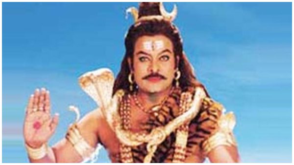 ದ್ವಿಭಾಷಾ ಚಿತ್ರ 'ಶ್ರೀಮಂಜುನಾಥ' ದ್ವಿಭಾಷಾ ಚಿತ್ರ 'ಶ್ರೀಮಂಜುನಾಥ'