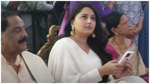 ಶಿವರಾತ್ರಿಯಂದು ಅನುಷ್ಕಾ ಶೆಟ್ಟಿ ಪ್ರತ್ಯಕ್ಷ 