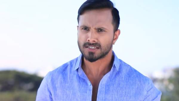 ಶ್ವೇತಾಳನ್ನು ಮಹಡಿ ಮೇಲೆ ಕರೆದುಕೊಂಡು ಬಂದ ಭೂಪತಿ