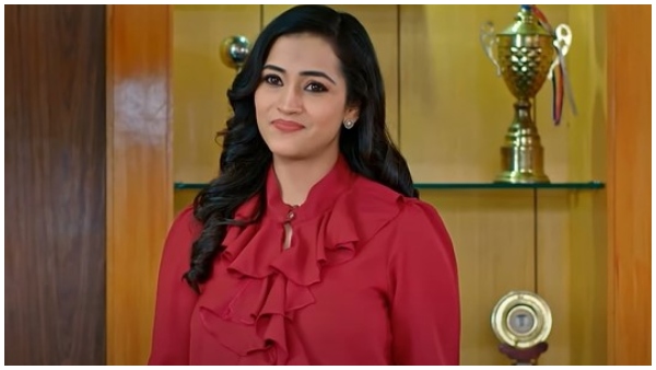 ಮೀರಾ ಬಂದು ಎಲ್ಲವನ್ನೂ ಕೆಡಿಸಿದಳು 