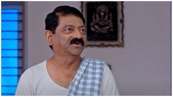 ಸುಬ್ಬುನನ್ನು ಬೈಯುತ್ತಿರುವ ವೀಕ್ಷಕರು 