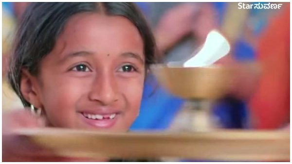 ಹಣಕ್ಕಾಗಿ ಲಚ್ಚಿಯ ಕಷ್ಟ..! ಹಣಕ್ಕಾಗಿ ಲಚ್ಚಿಯ ಕಷ್ಟ..!