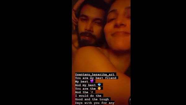 Actress Shruti Hassan shares bed pic with her livein boyfriend Shantanu 