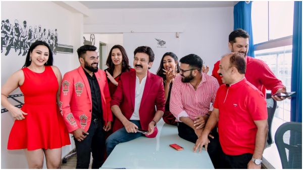 Ramesh Aravind And Meghana Gaonkar Starrer Shivaji Surathkal 2 Movie Twinkle Song Release Ramesh Aravind And Meghana Gaonkar Starrer Shivaji Surathkal 2 Movie Twinkle Song Release
