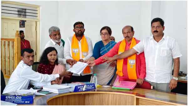 Actor Darshan And MP Sumalatha Ambareesh begins Poll campaign in Favour of Srirangapatna BJP candidate Sacchidananda S Actor Darshan And MP Sumalatha Ambareesh begins Poll campaign in Favour of Srirangapatna BJP candidate Sacchidananda S
