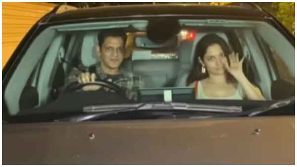 Tamanna Bhatia Steps Out For Dinner Date With Rumoured Boyfriend Vijay Varma; Video viral Tamanna Bhatia Steps Out For Dinner Date With Rumoured Boyfriend Vijay Varma; Video viral