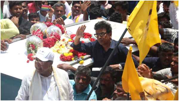 Actor Shivarajkumar campaigns for Siddaramaiah from Varuna Assembly constituency