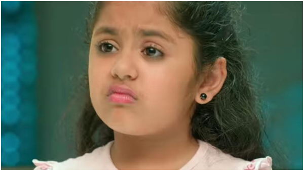 Namma Lacchi actress baby Shridisha urf Riya Coming from Mysore to Bengaluru for a shoot Namma Lacchi actress baby Shridisha urf Riya Coming from Mysore to Bengaluru for a shoot