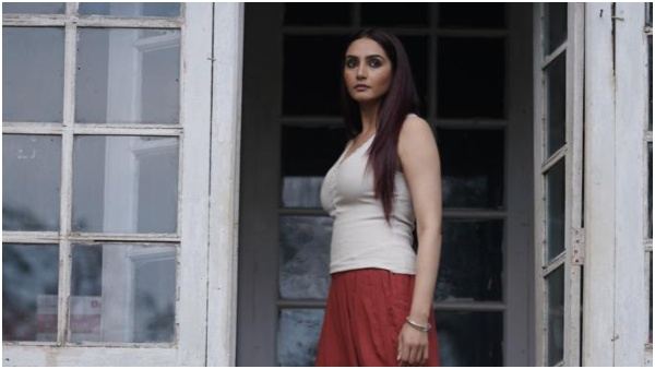 ragini dwivedi, movie, sandalwood, mollywood, ರಾಗಿಣಿ ದ್ವಿವೇದಿ, ಸಿನಿಮಾ, ಸ್ಯಾಂಡಲ್‌ವುಡ್, ಮಾಲಿವುಡ್,