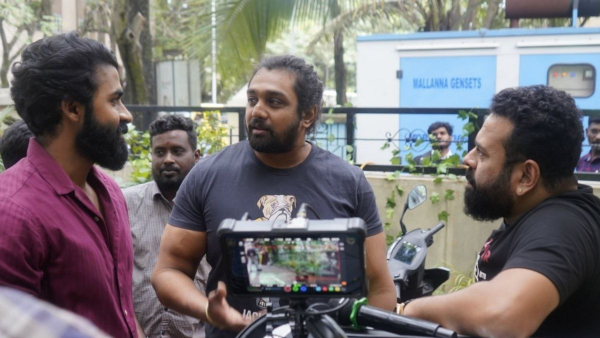 dhruva-sarja-visits-the-sets-of-yuva-rajkumar dhruva-sarja-visits-the-sets-of-yuva-rajkumar