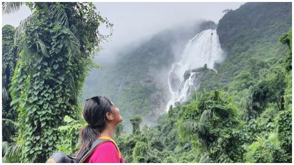 Bhagya lakshmi actress Kavya Gowda enjoys her visit to Dudhsagar Falls 