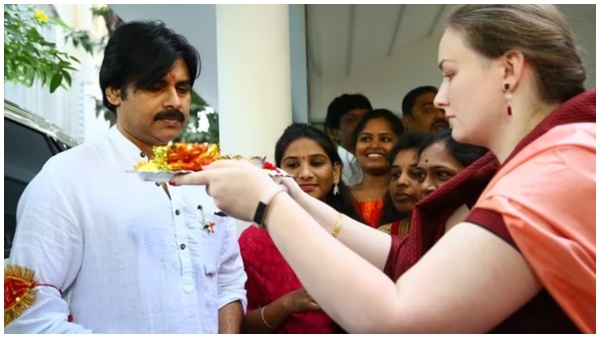 Pawan Kalyan and his 3rd wife Anna Lezhnova, socially separated