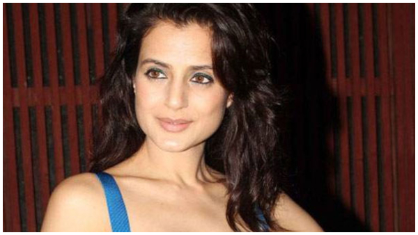Beauty is a curse for actresses, Says Ameesha Patel