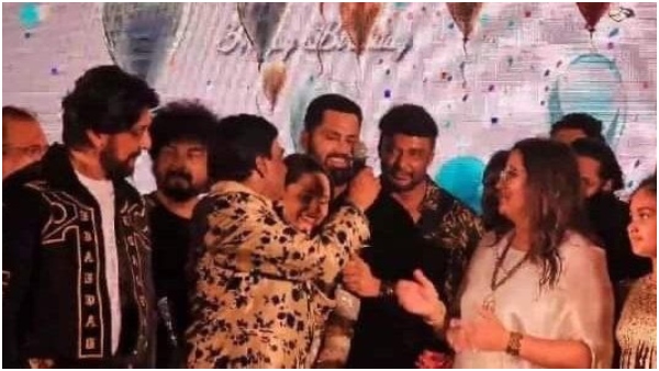Darshan and Sudeep were spotted at Sumalatha Ambareeshs birthday party: Deets inside 