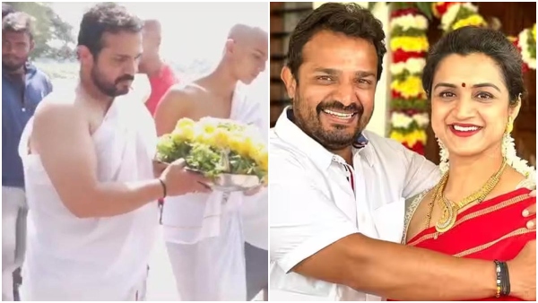 Spandanas -ashes -immersed- in -Kaveri