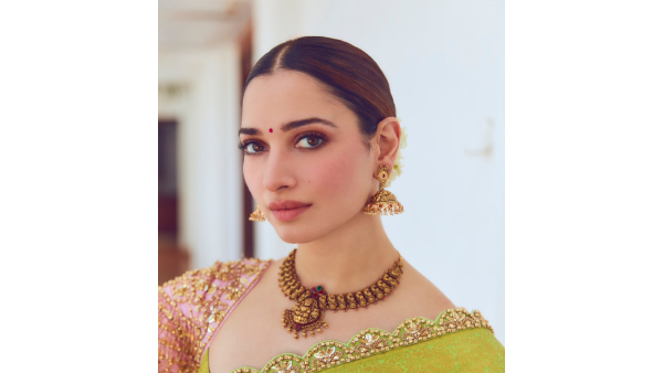 Did you watched this Tamannaah Bhatias viral video with fan