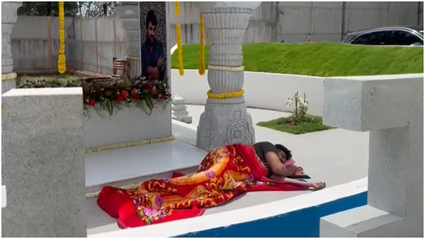 dhruva-sarja-slept-on-chiranjeevi-sarja-grave