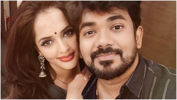 Jyothi Rai fans suspect shes secretly engaged to Suku Purvaj Jyothi Rai fans suspect shes secretly engaged to Suku Purvaj