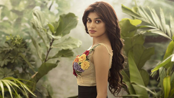 Actress Oviya openly spoken about sex education and prostitution