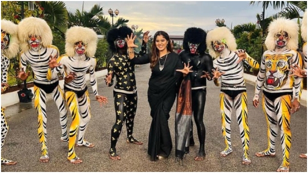 Simple-suni- Shambavi