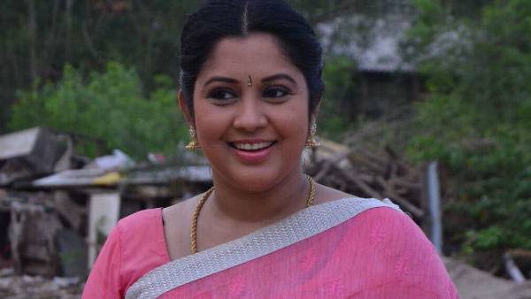 Seeman summoned by Chennai police after fresh harassment complaint by actor Vijayalakshmi