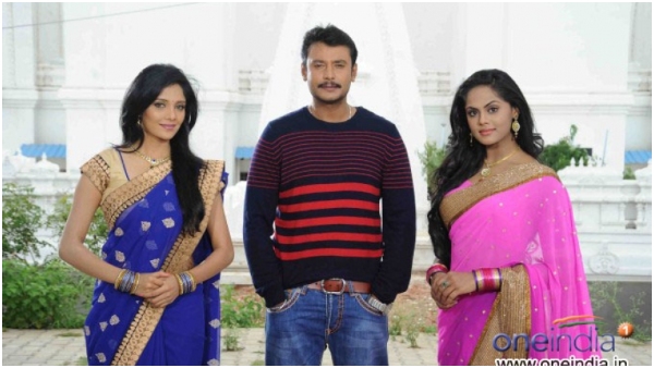 Karthika Nair Flaunts Her Ring; Fans Wonder If She Is Engaged 