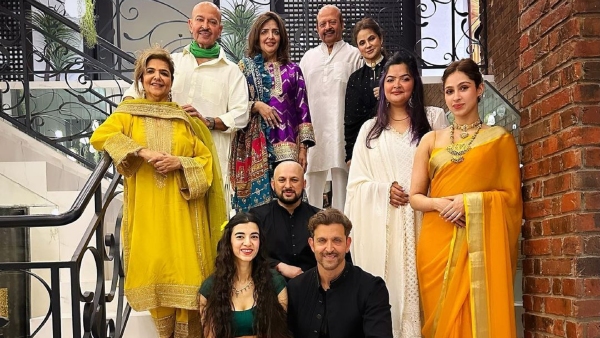 hrithik-roshan-and-saba-azad