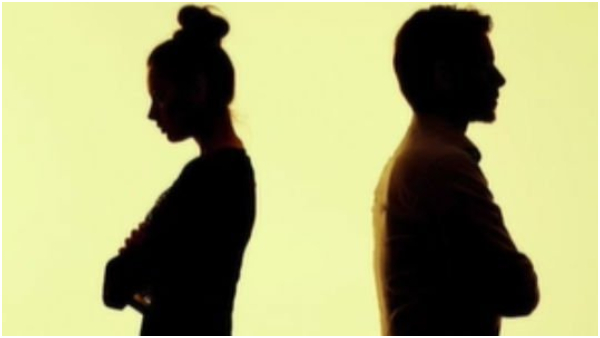 Kannada famous serial actor and actress affair goes wrong, wife slapped