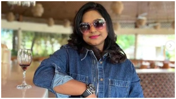  Tv actress, Director shruthi naidu celebrates birthday with actor Darshan 