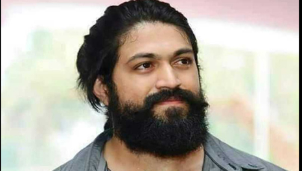 Another fan of Rocking Star Yash died while jims hospital to see him 