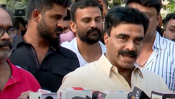 Challenging Star Darshan fans hard reaction to the Jetlag midnight party case 